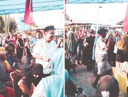 Colon Bupati No Urut 02 Rusihan Muhtar tiba di Desa Samad Kecamatan Gane Barat Utara Kabupaten Halsel