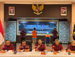 Imigrasi Kelas I TPI Dumai Adakan Konferensi Pers Terkait Dugaan Tindak Pidana Keimigrasian