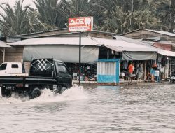 Pasar Labuha  Dikabarkan Banjir Akibat Intensitas curah Hujan yang Tinggi 