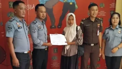 Akhirnya Guru Honorer SD 4 Baito di Bebaskan Dari Tahanan