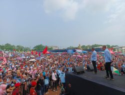 Puluhan Ribu Masyarakat Hadiri Kampanye Akbar Arlan – Franky
