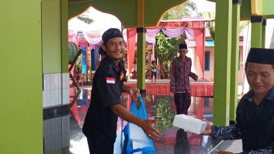 Srikandi & PAC GRIB JAYA Sungai Sembilan adakan Giat ” Jumat Berkah ” untuk berbagi sesama Masyarakat