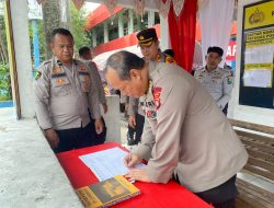 Kapolres Majene Dampingi Tim Was Ops Polda Sulbar Tinjau Pos Pelayanan Nataru di Tugu Juang Kota Majene