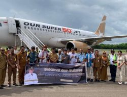 Pesawat Super Air Jet Mendarat Perdana Di Bandara Betoambari Kota Baubau