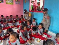 Polres Buteng Gelar Program MBG Ke Siswa TKN Watulea Dalam Mendukung Program Presiden Prabowo
