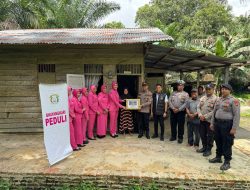 Dalam Rangka Bulan Ramadhan , Polsek Bukit Kapur & Bhayangkari Ranting Bukit Kapur Gelar Bansos 