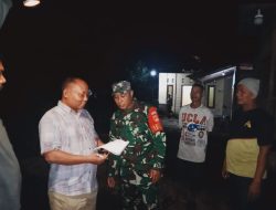 Anggota Kodim Batang, Cepat Dalam Antisipasi Bencana Angin Puting Beliung di Kecamatan Warungasem