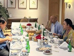 Hari Kedua Bulan Ramadhan Presiden Prabowo Subianto Unggah Medsos Momen Foto Titiek Soeharto Dan Putranya