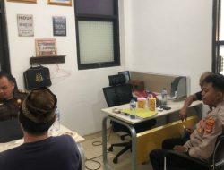 Polsek Pulau Panggung Limpahkan Tersangka Pencurian di PGE Ulu Belu ke Kejaksaan