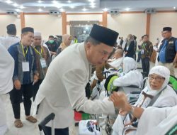 Pemkab Tapanuli Selatan Lepas JCH 2025 Melalui Embarkasi Medan