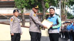 Berkat Aksi Heroik, Driver Ojol Diberi Penghargaan Oleh Kapolda Metro Jaya 