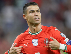 🔥 Cristiano Ronaldo Siap Gantung Sepatu 1-2 Tahun Lagi: “Saya Sudah Memberikan Segalanya untuk Sepak Bola”