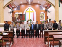 Kapolres Rohil Kunjungi dan Pastikan Keamanan Gereja Besar Saat Ibadah Natal, Ops Lilin 2025 Berjalan Kondusif