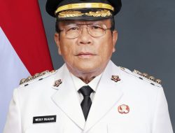 Ajudan Walikota Pematangsiatar Larang Wartawan Bersalaman, Ucapkan Selamat Natal.